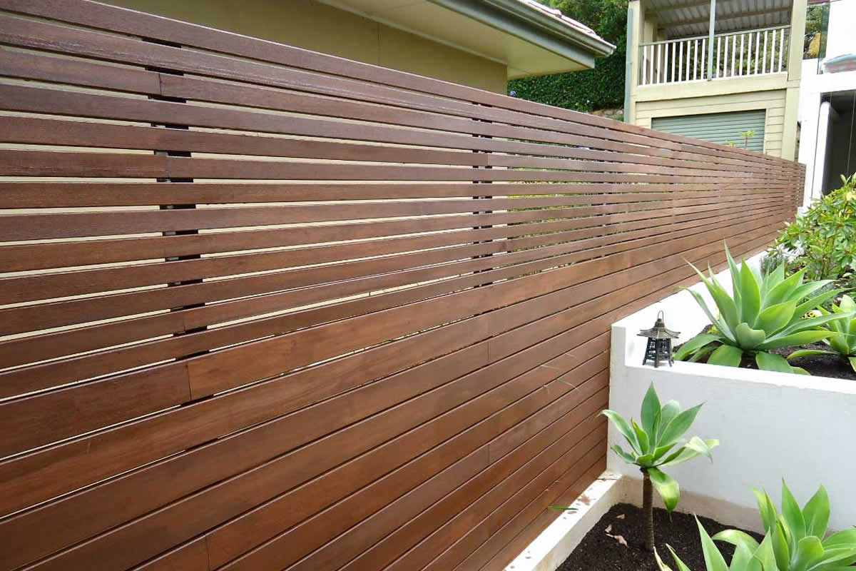 Types of Wood Privacy Fences