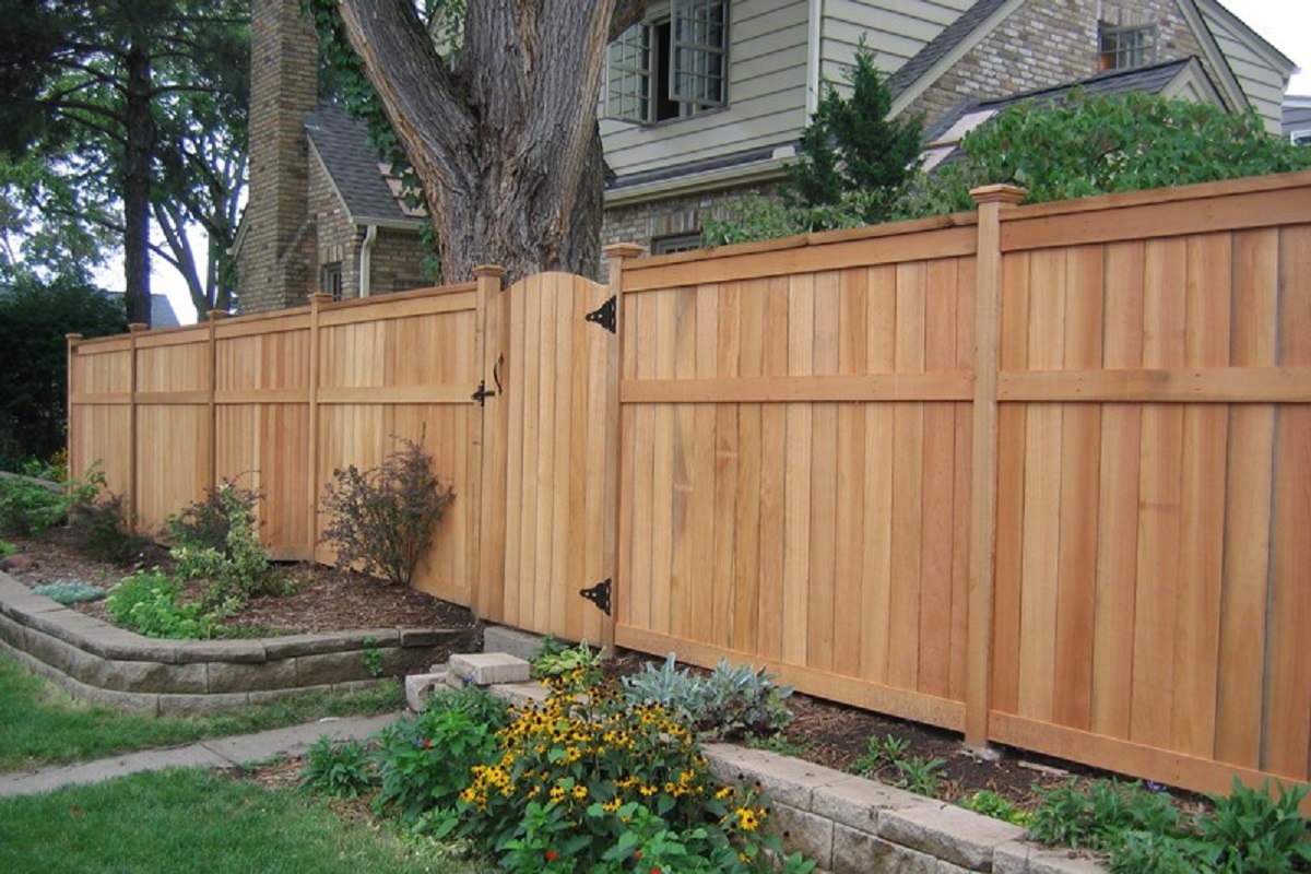 When Do I Need to Repair My Fence?