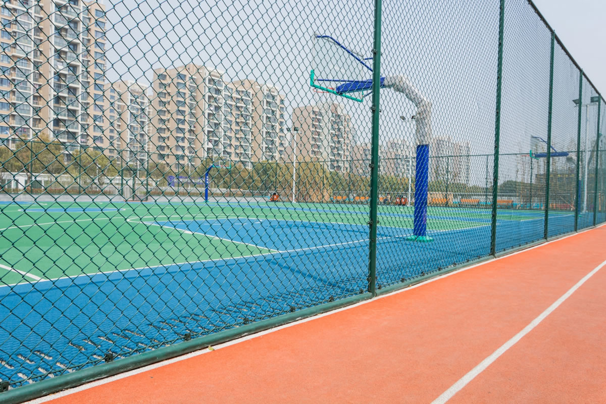 Why You Need Fences for Your Recreational Facility