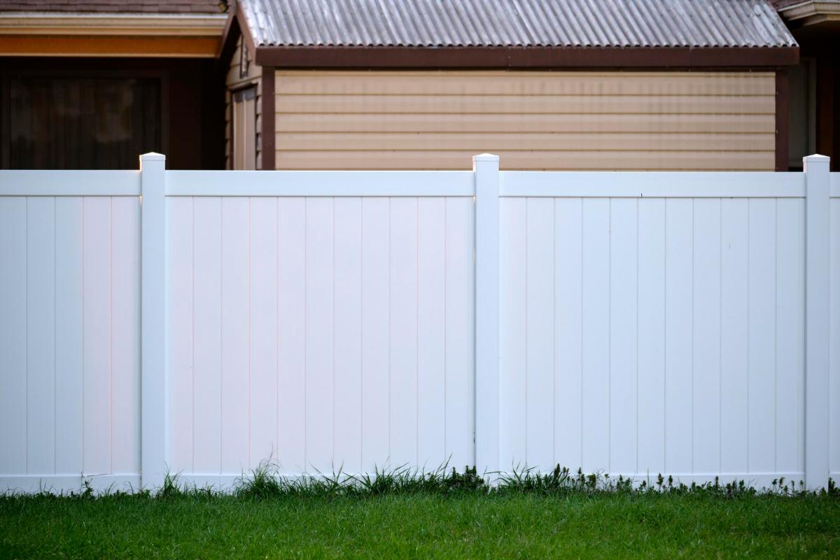The Perks of Vinyl Fencing