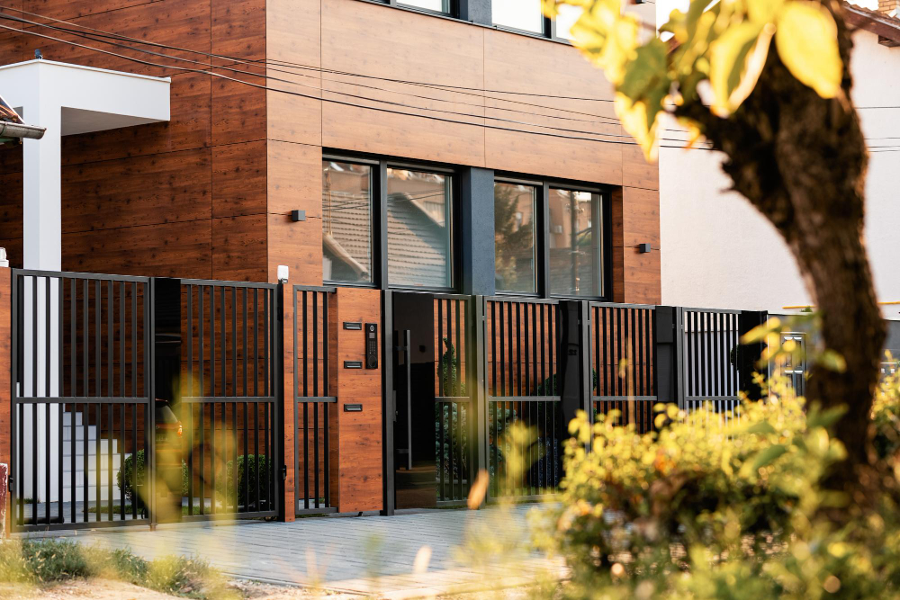 Modern Fences for Modern Homes