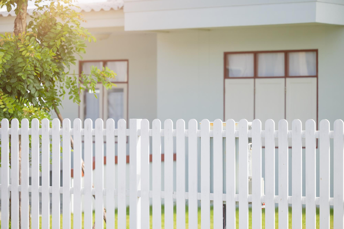 Fence Ideas For A Small Property