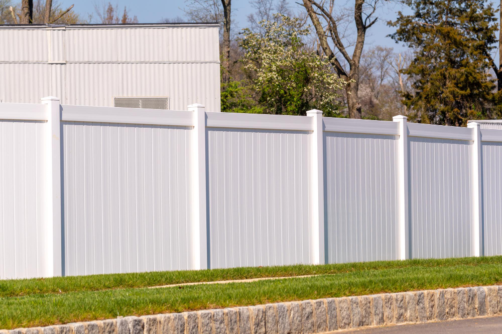 Things to Know Before Installing a Vinyl Fence