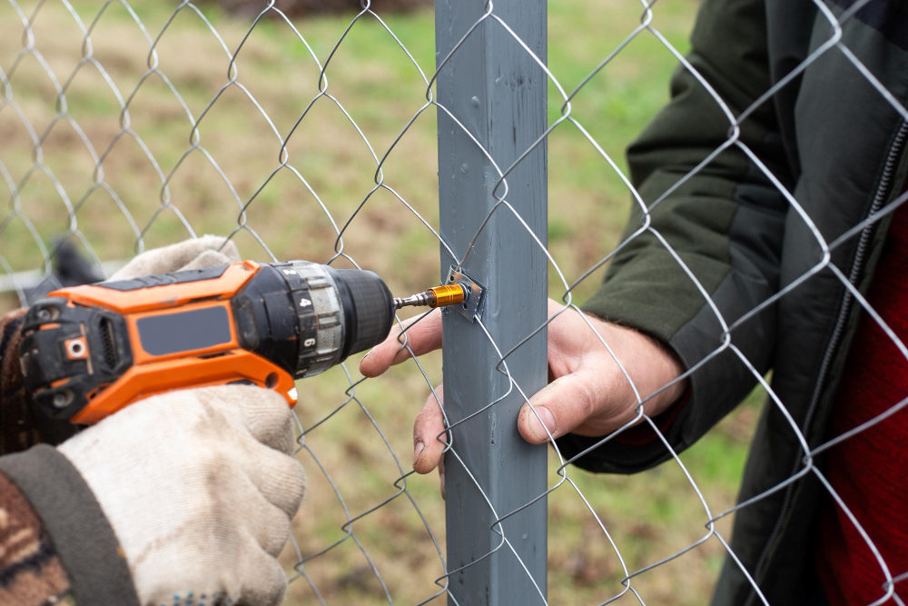 Why You Should Hire a Professional Fence Contractor