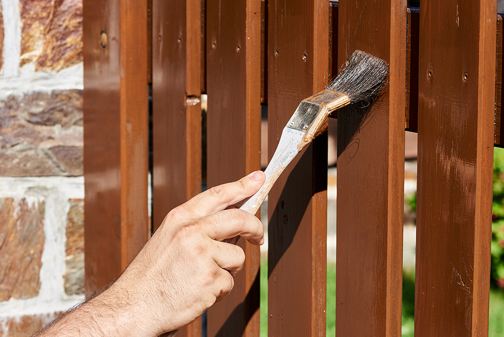 Summer Wood Fence Maintenance Tips