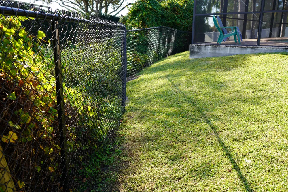 Hurricane Resistant Fence Options for Florida Homes